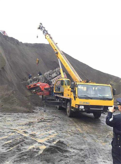 阜新上犹道路救援